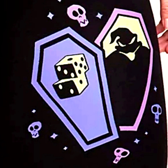 ❤️NWT VINTAGE TORRID LEGGING NIGHTMARE BEFORE CHRISTMAS OOGIE BOOGIE HALLOWEEN - Picture 2 of 12